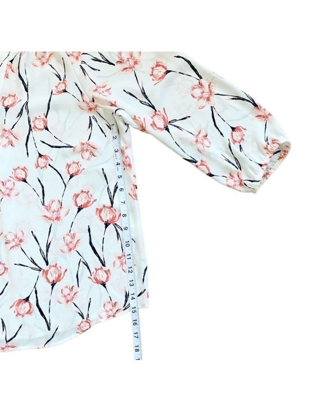 Ivanka Trump Sheer Floral White & Pink Long Sleeve V-Neck Flowy Blouse Sz Small - Picture 9 of 11